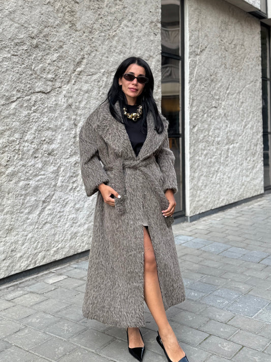 MAXİ Boy Tüylü Kaban