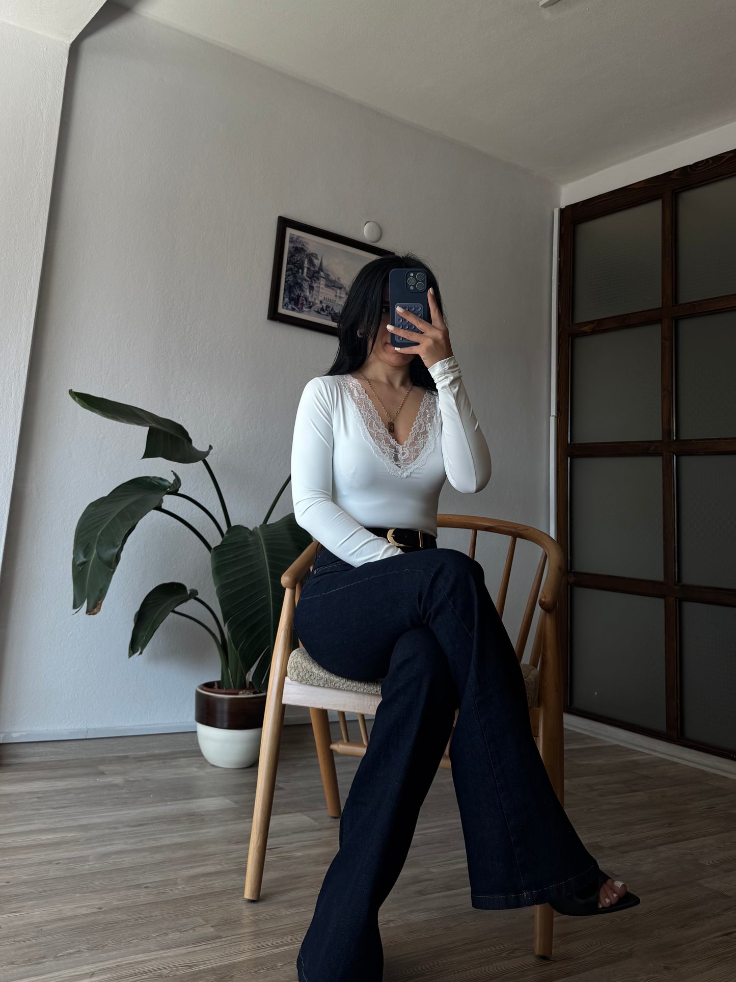 Yakası Dantel Bluz